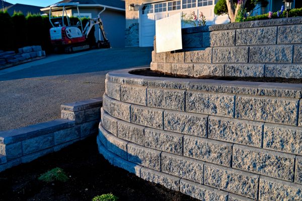 Stone Retaining Wall Repair in Dayton